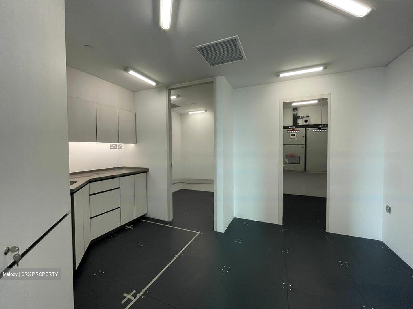 Hub Synergy Point (D2), Office #476001571